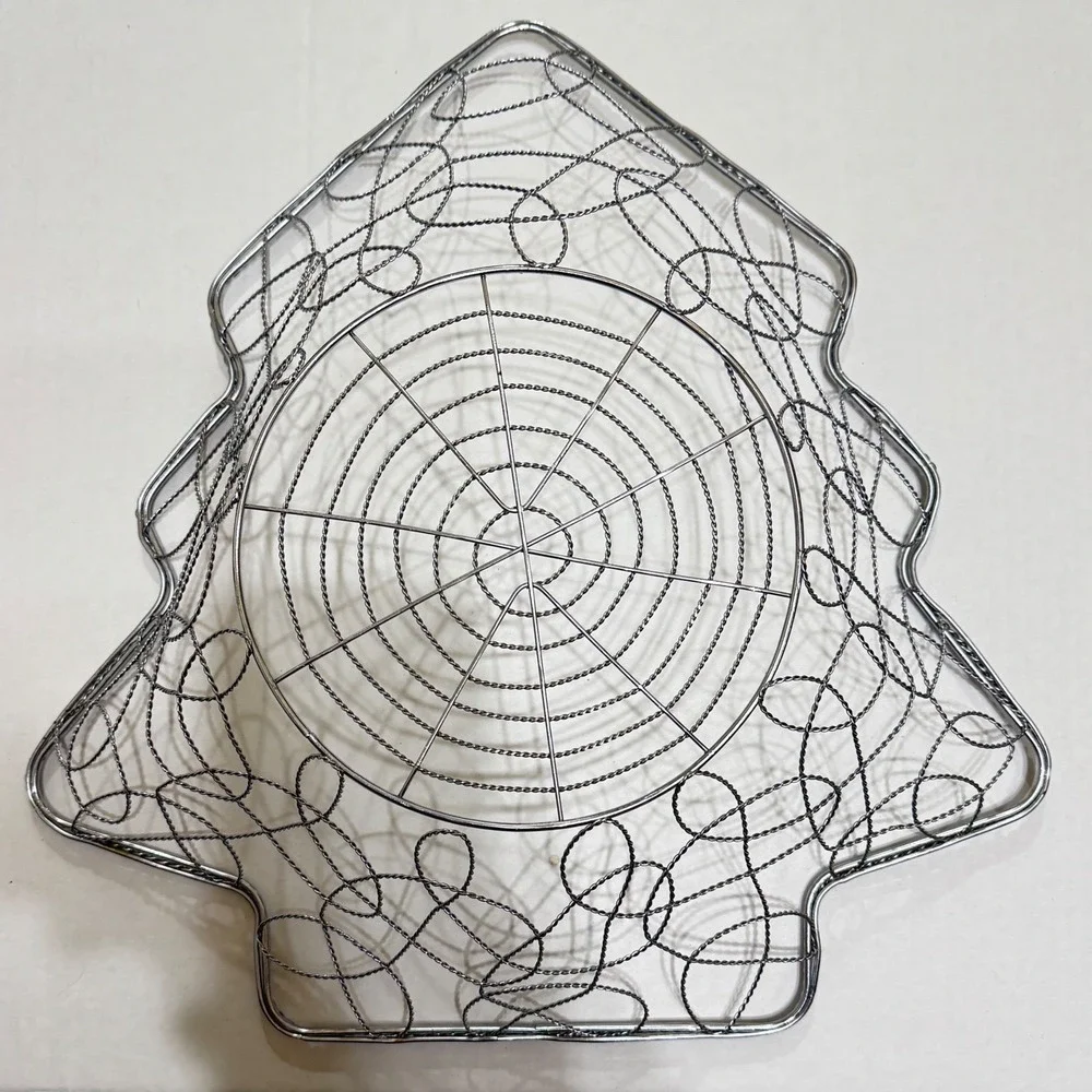 Christmas Tree Wire Basket Silver Metal Holiday‎ Serving Tray Decor Centerpiece